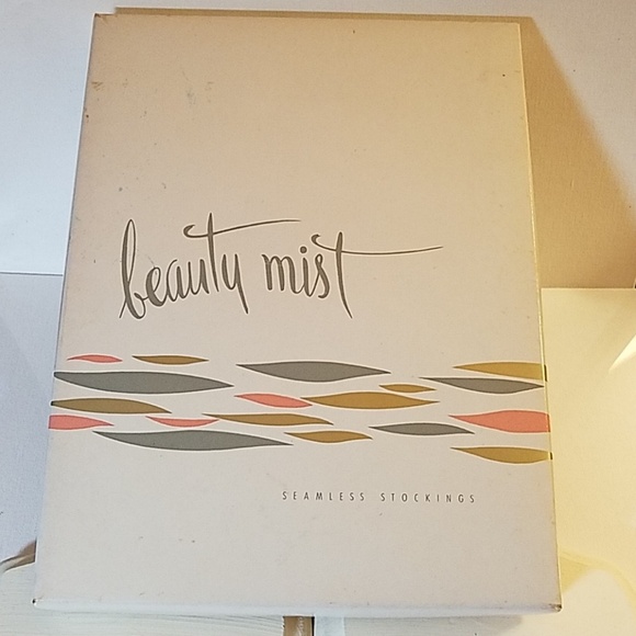 Vintage Beauty Mist Stockings Box Only - Picture 1 of 5